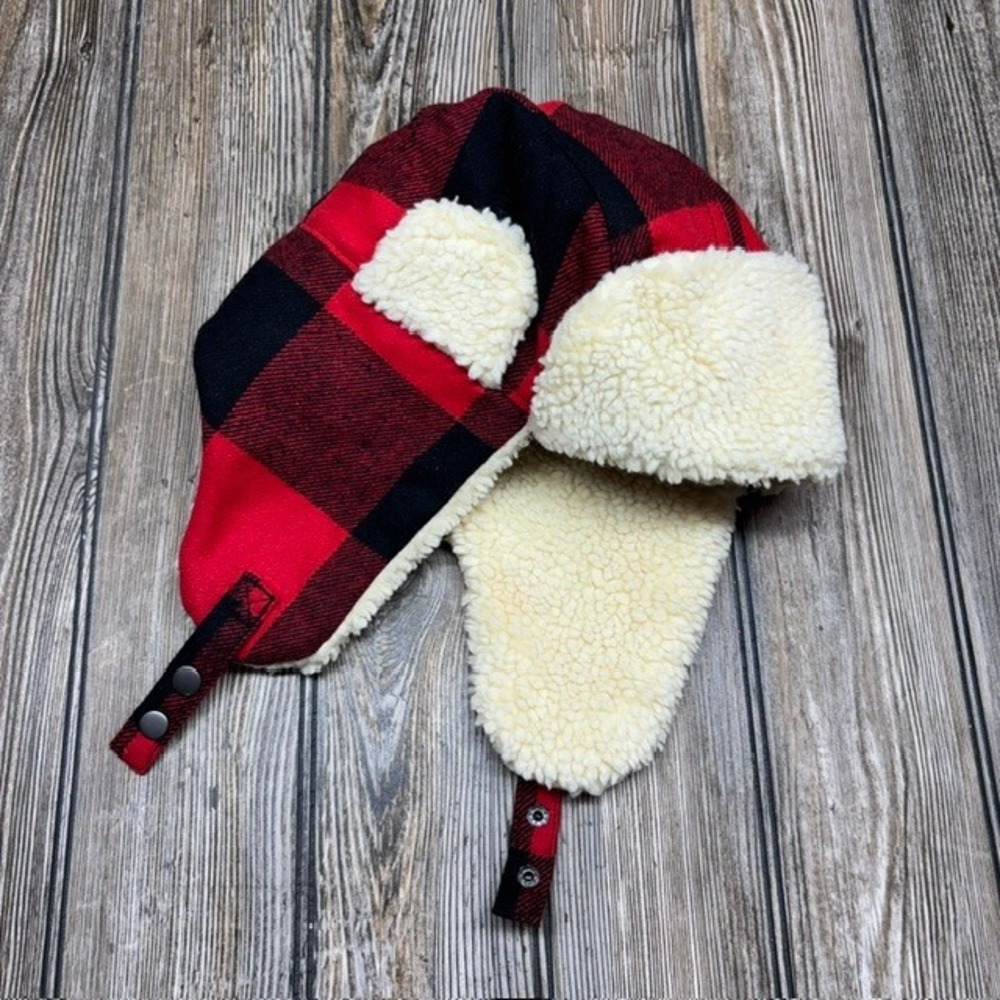 Swiss Tech Performance Gear Trapper Hat Red Black Plaid